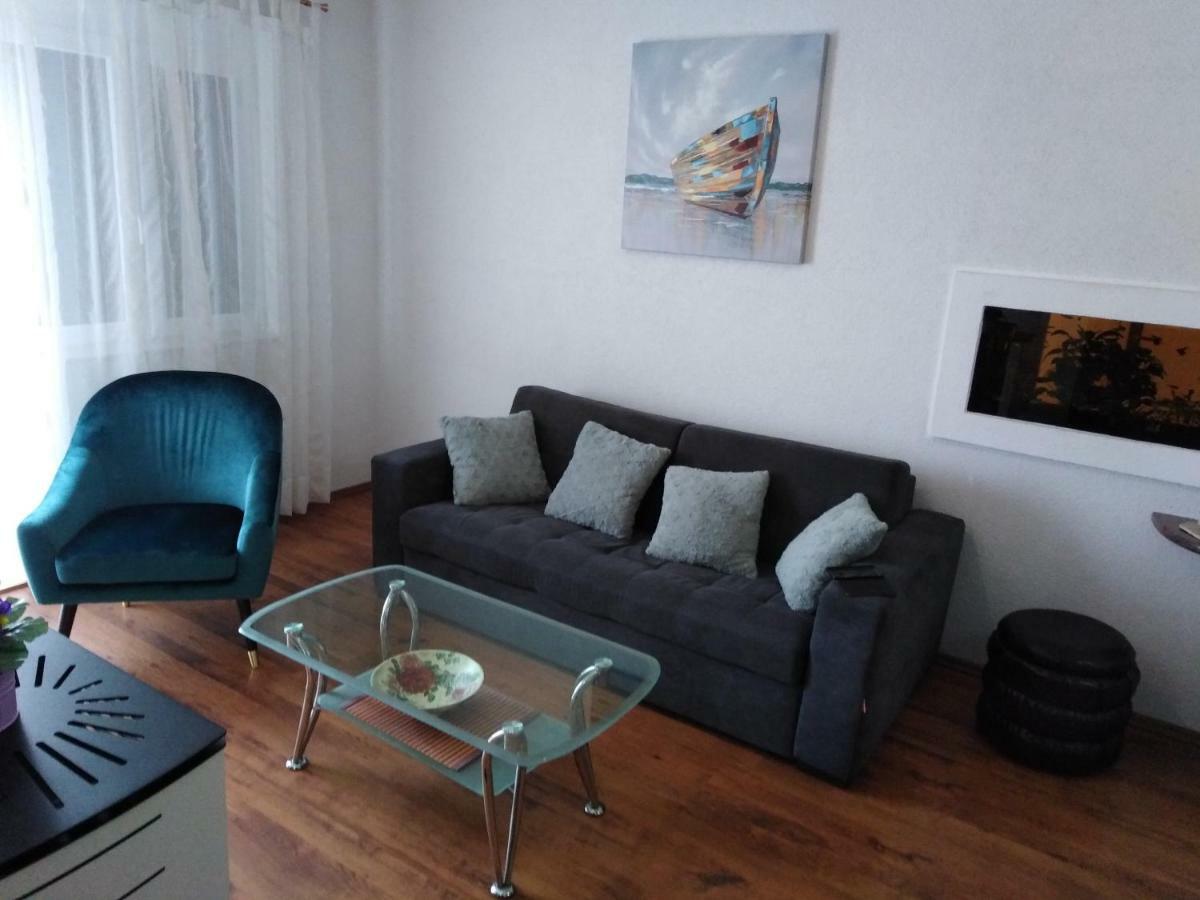 Apartment Park *